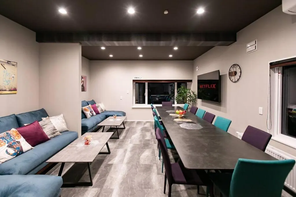 S9W13 Laboinn Large Private House Sapporo Vila