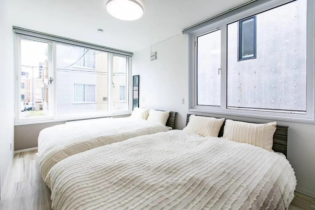 Villa S9W13 Laboinn Large Private House Sapporo